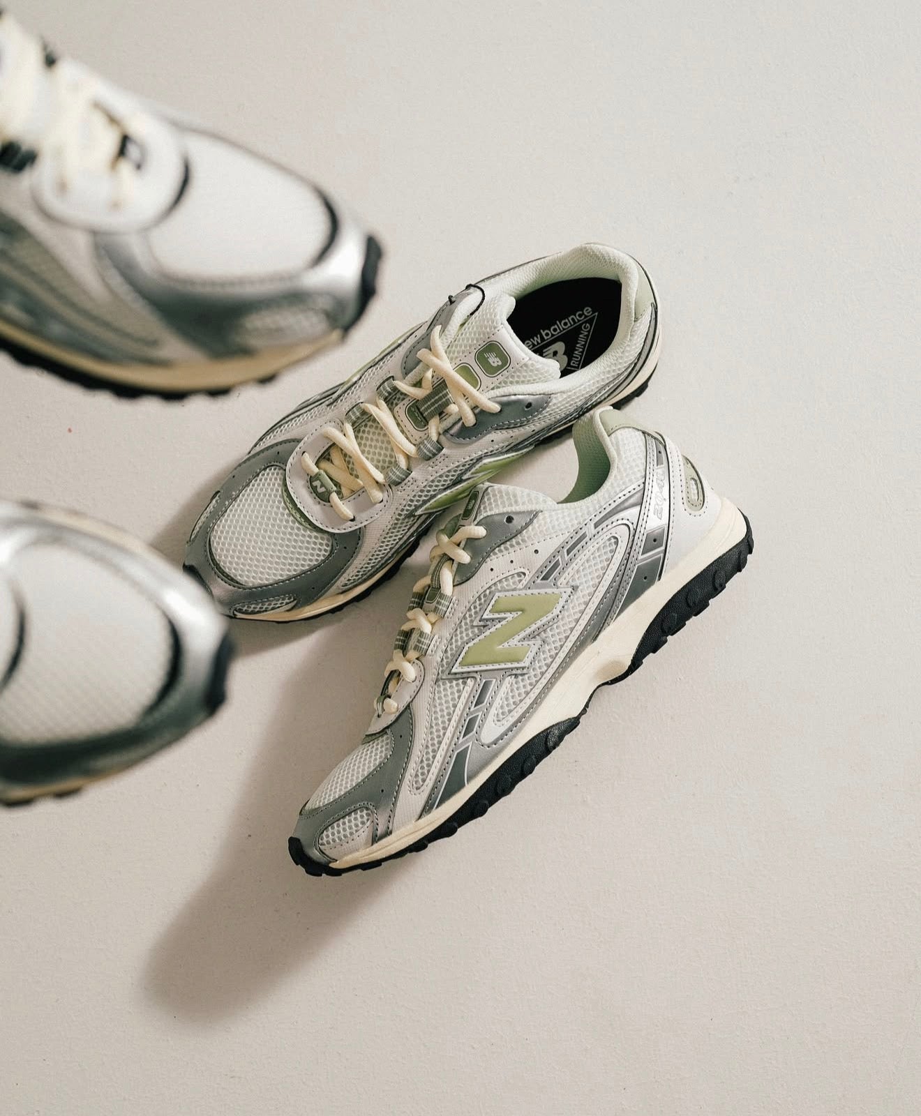 NB Balance 204L Silver Metallic Sage Green