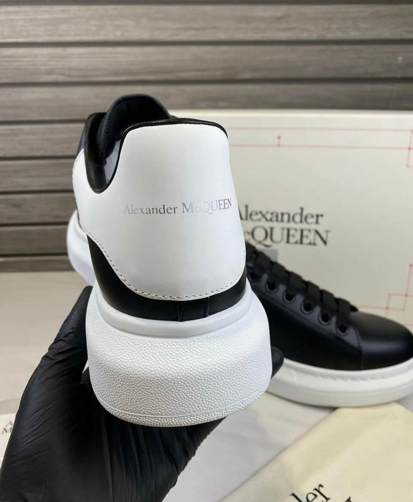 WMNs Alexander McQueen Oversized Black/White