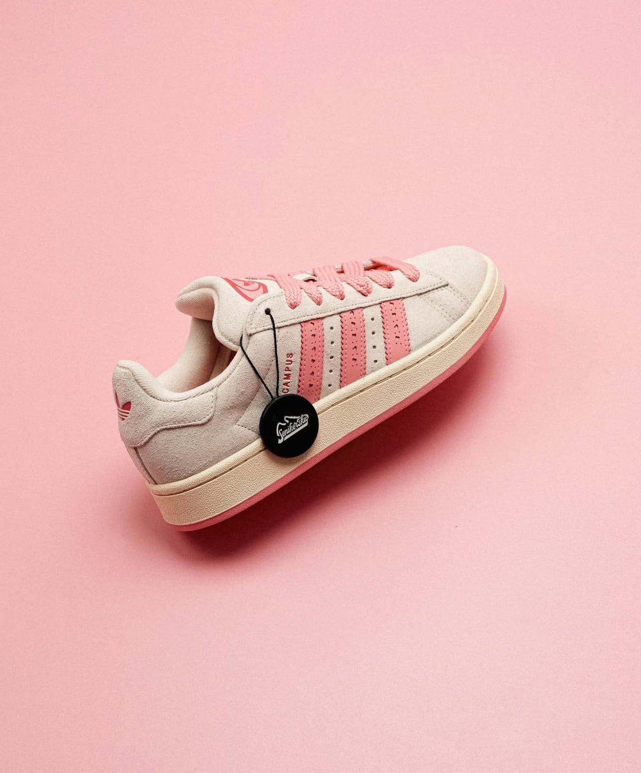 WMNs Campus 00s Valentine's Day