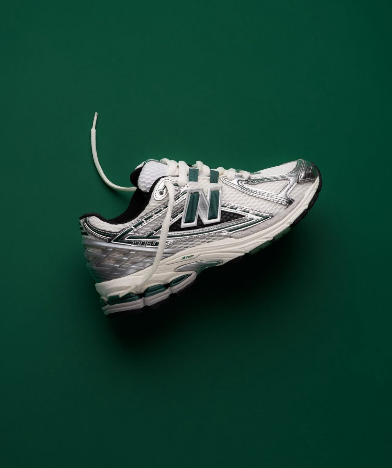 NB Balance 1906R Spruce Pack