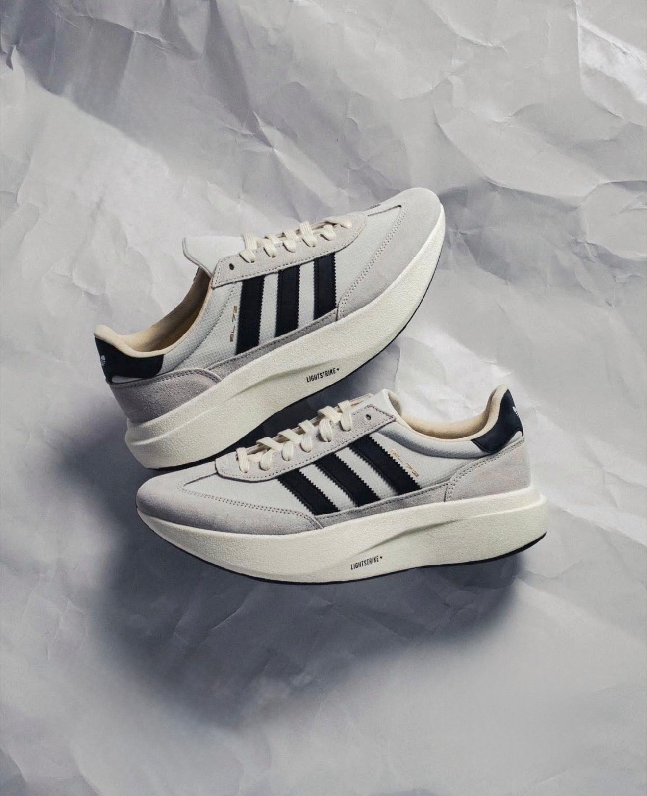 SL 72 Pro White Black Chalk Pearl