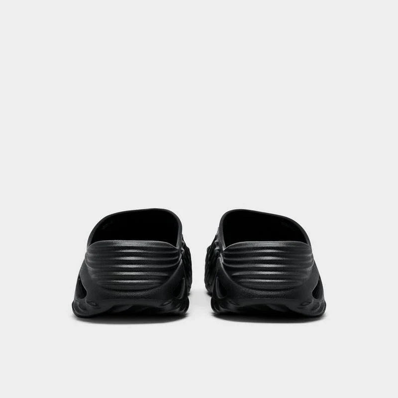 Crocs Echo Wave Clog Triple Black