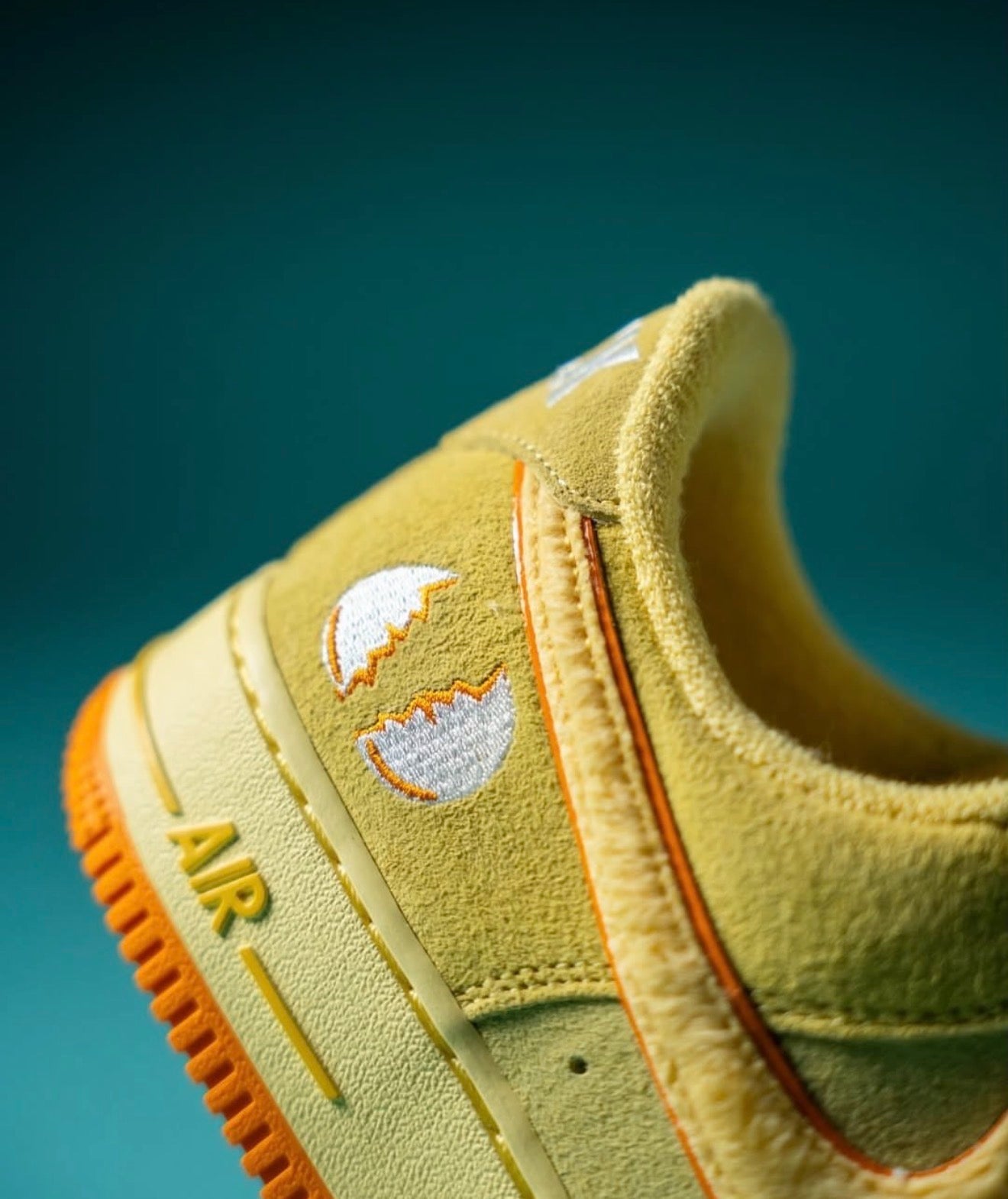 Airforce 1 Low Ducks of a Feather University of Oregon Duck or Egg