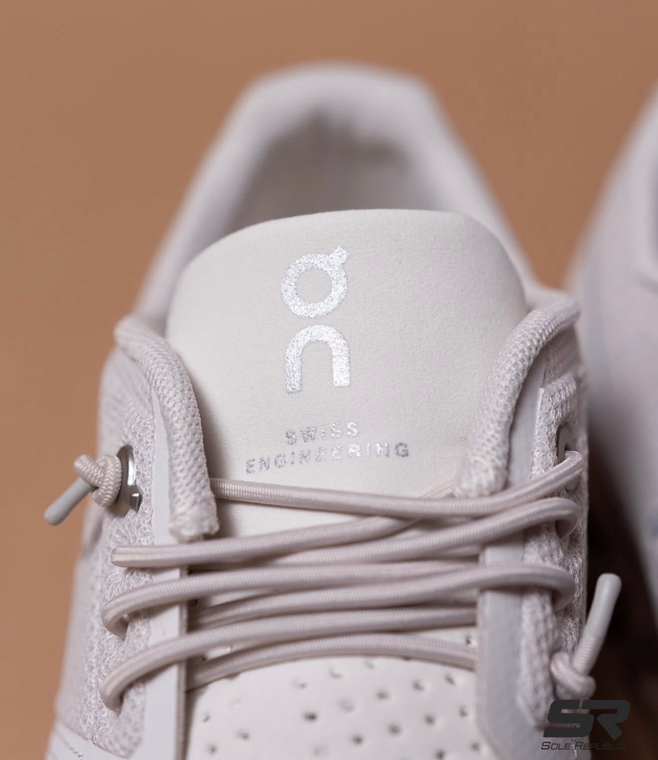 WMNs On Running Cloud 5 Sand Rosebrown