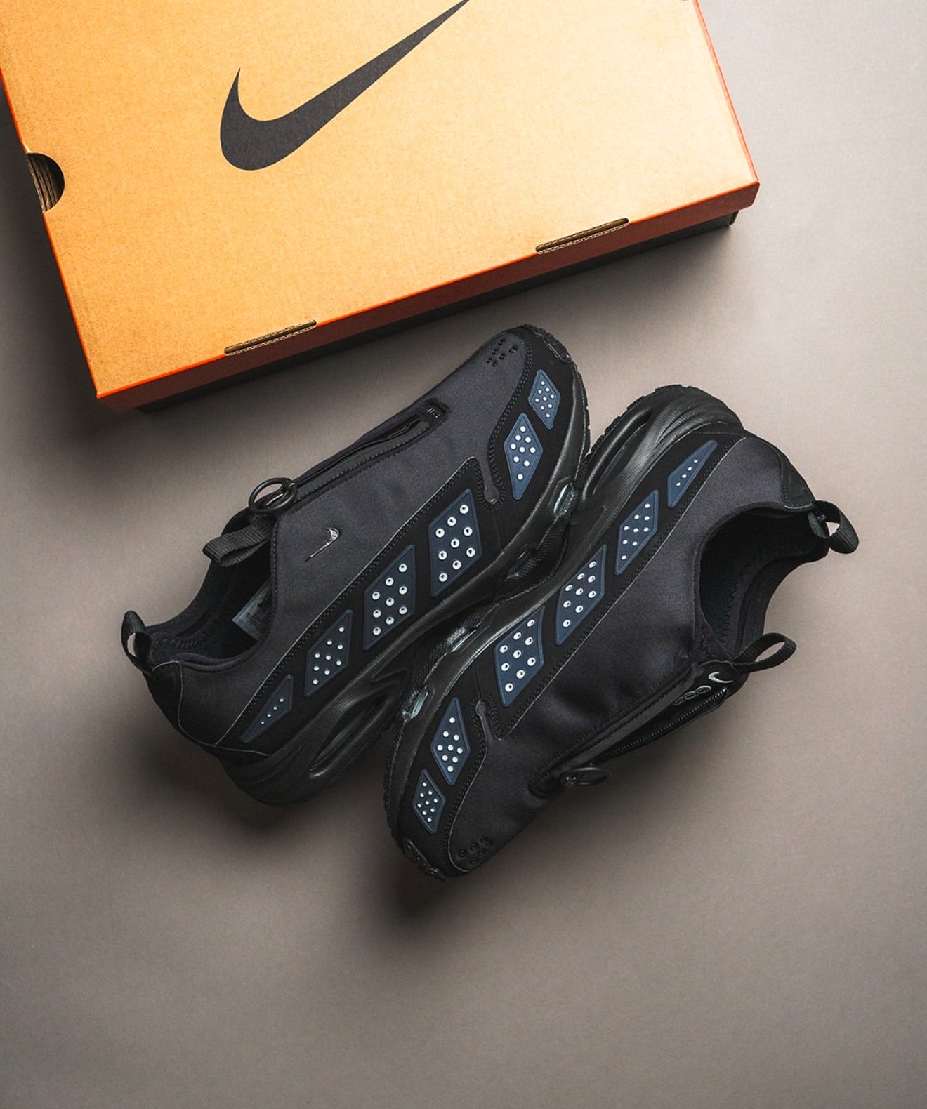 Airmax SNDR Black