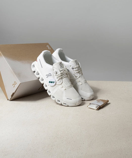 On Running Cloud 5 All White