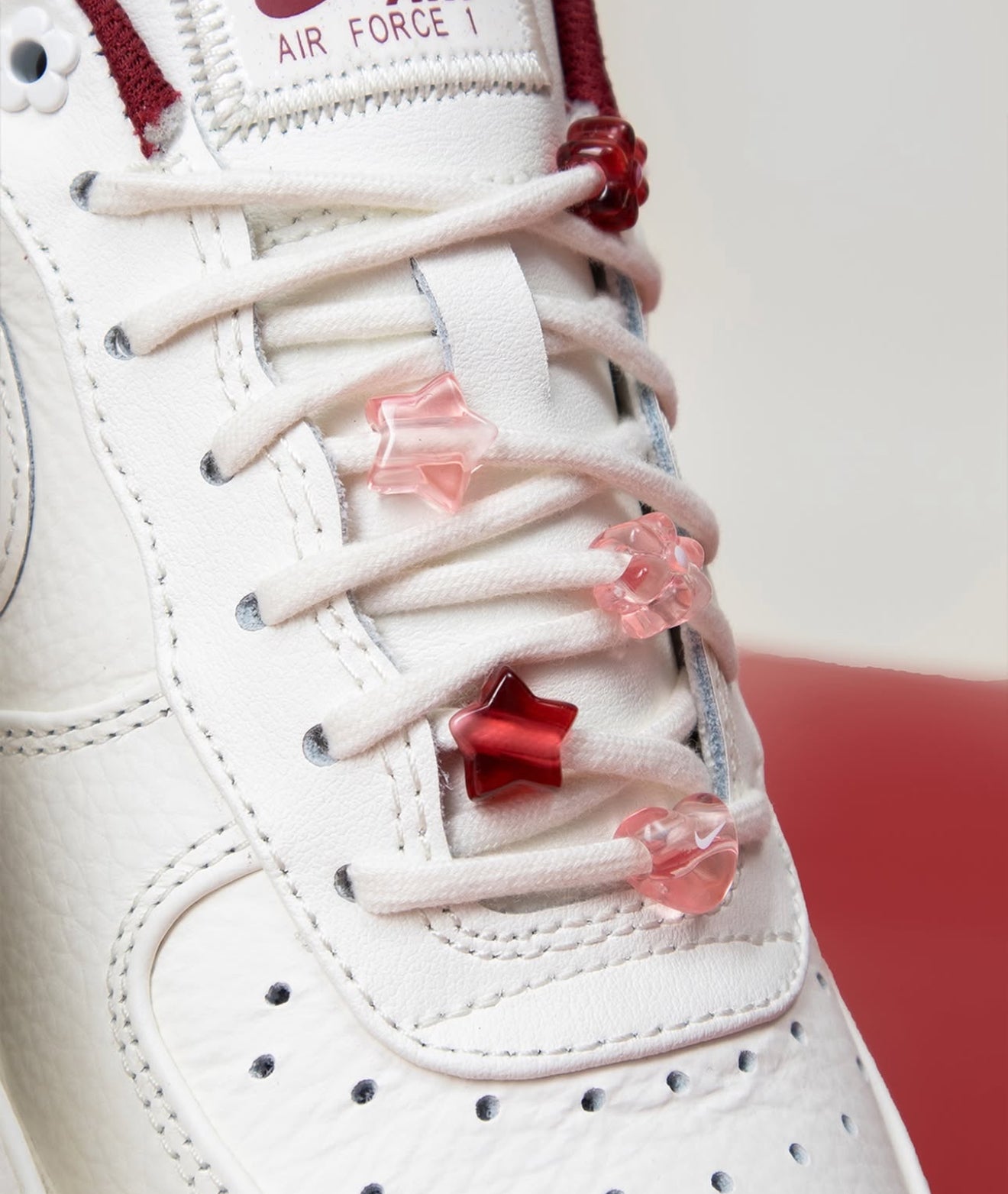 WMNs AirforcE 1 Low '07 SE PRM Valentine's Day (2024)