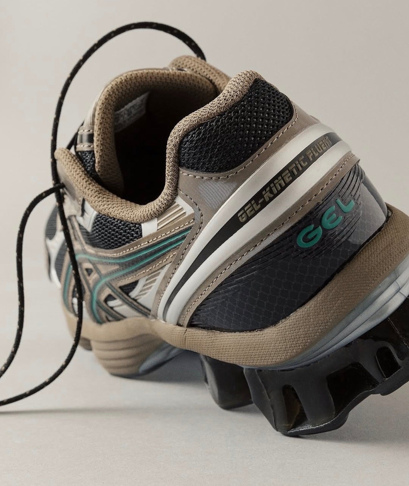 Gel-Kinetic Fluent Trainers Black Dark Taupe