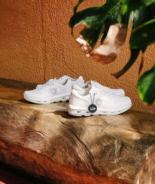On Running Cloudzone Kith White Ice