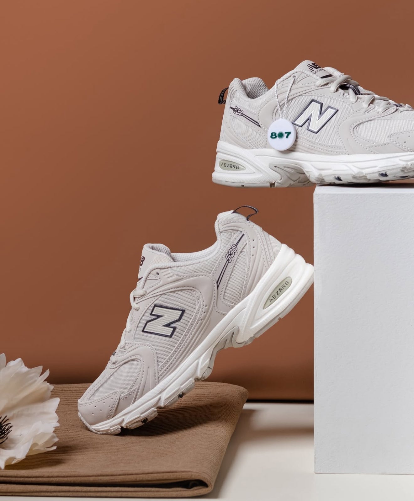 NB Balance 530 Ivory Cream