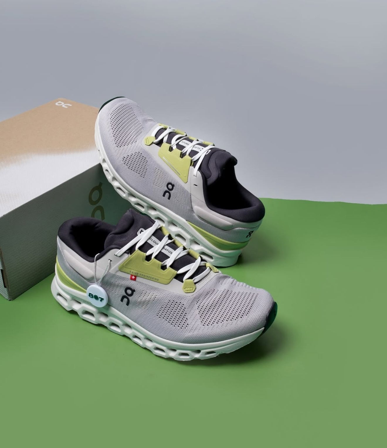 On Running Cloudstratus 3 Pearl Ivory