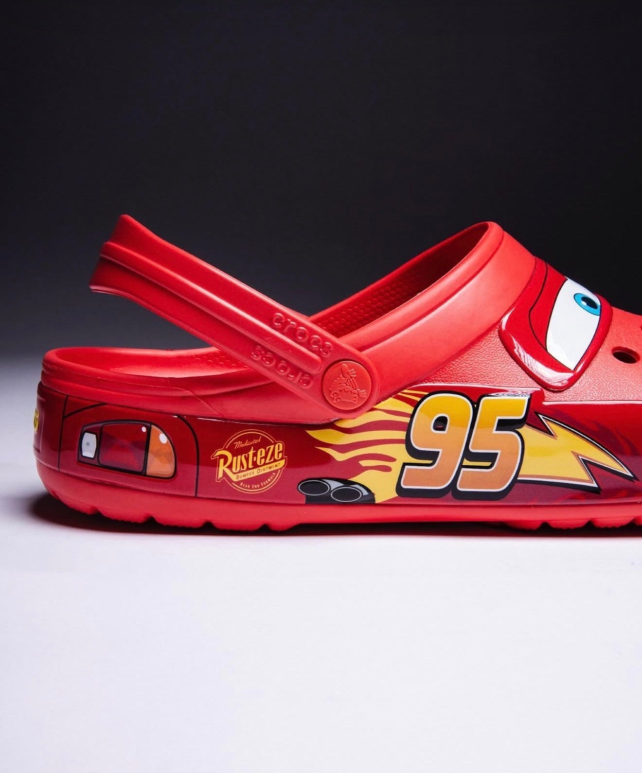 Cars x Crocs Classic Clog Lighting McQueen