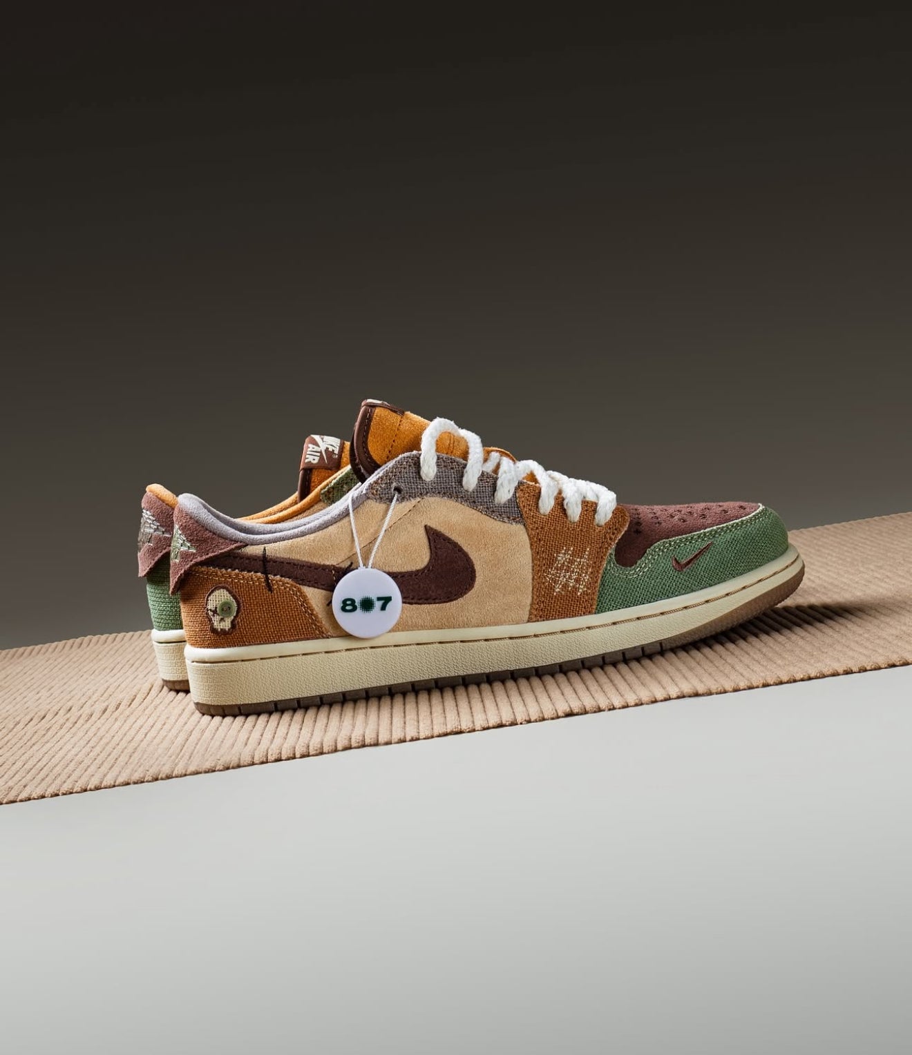 Air Jordan 1 Low Zion Williamson Voodoo ( Close to UA )