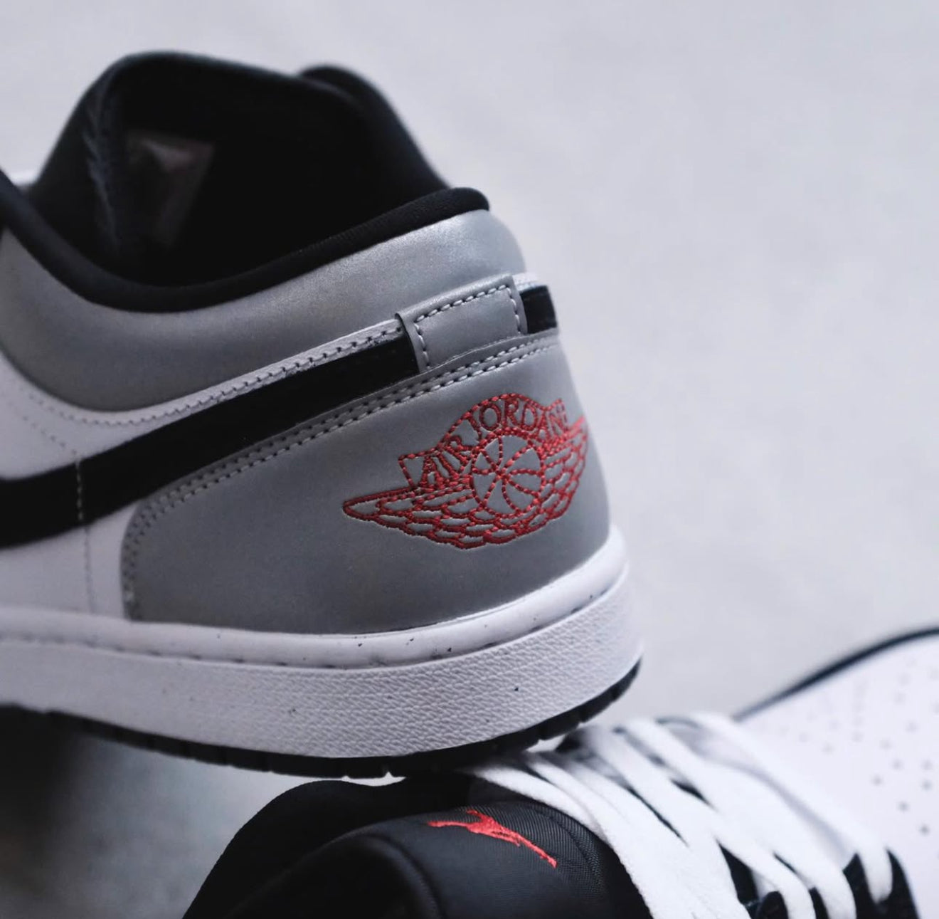 Air Jordan 1 Low SE White Fire Red Black Matte Silver
