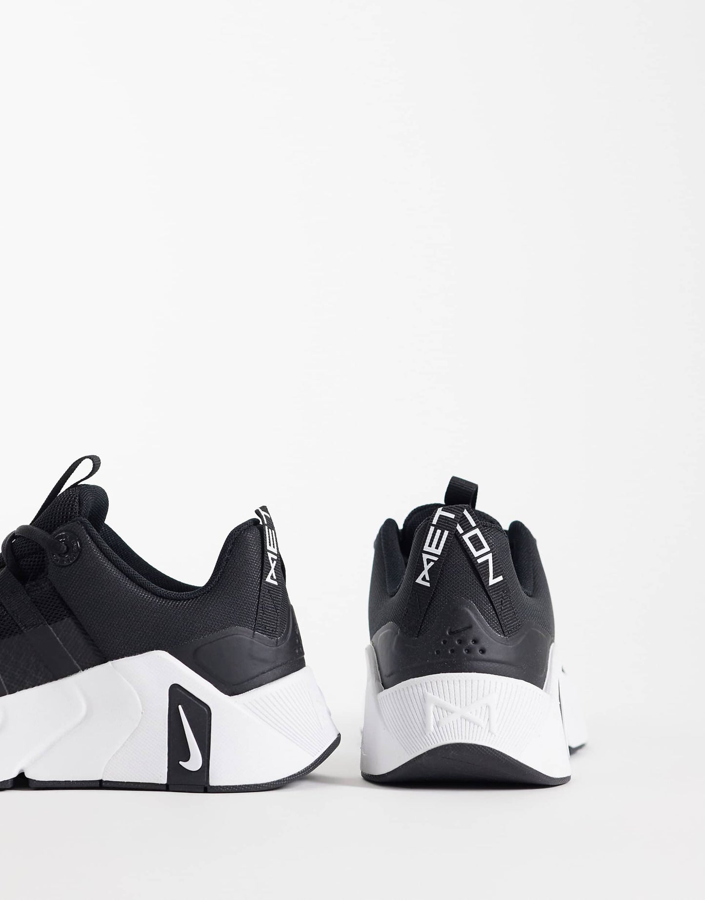 Free Metcon 7 White Black