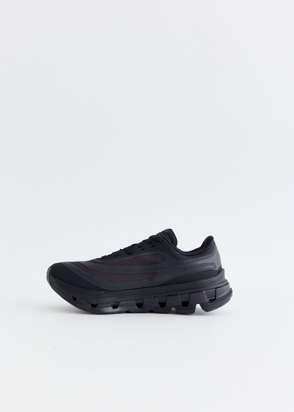 On Running Cloudflow 5 AD IKON Black Magnet