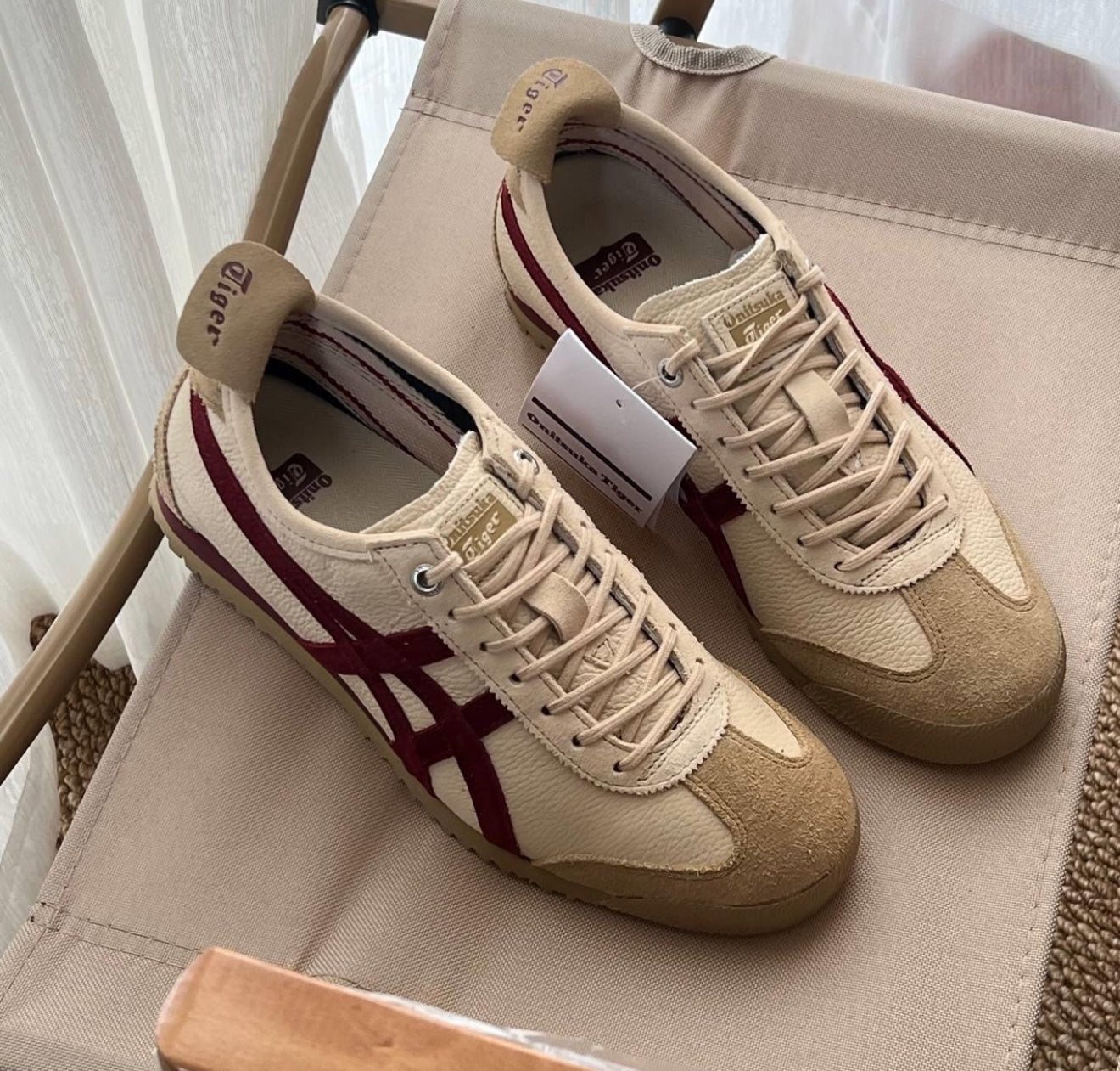 Mexico 66 Lace Up SD Beige Beet Juice