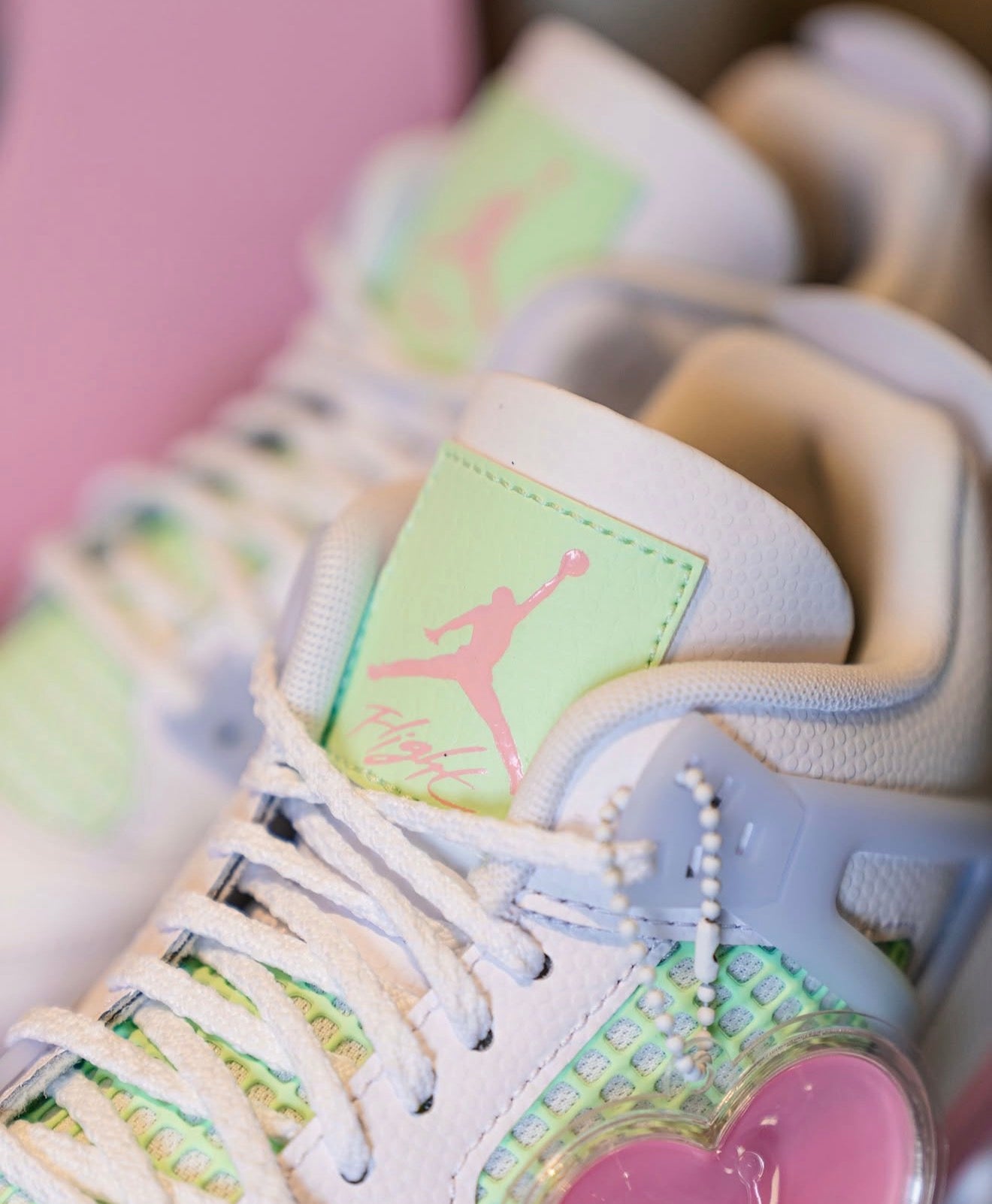WMNs Air Jordan 4 Retro Valentine's Day (2026)
