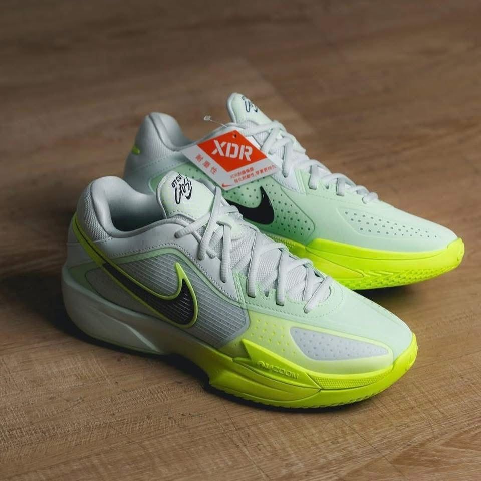 Air Zoom GT Cut Cross Barely Green