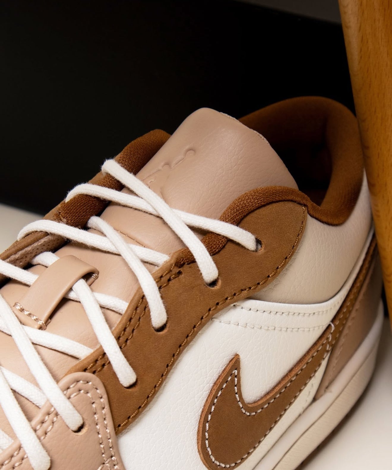 WMNs Jordan 1 Low SE Hemp Light British Tan