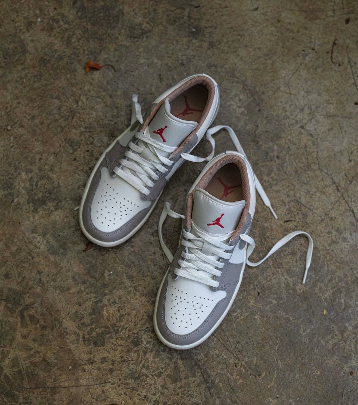 Air Jordan 1 Low Sail College Grey Rattan