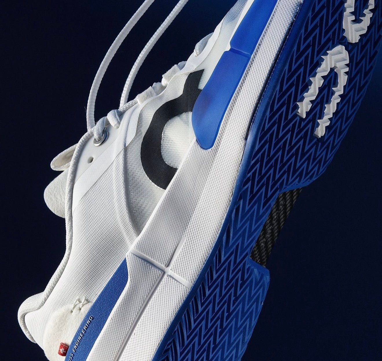 On The Roger Pro 2 Clay White Indigo