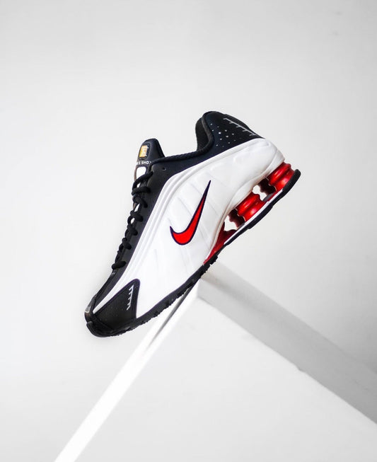 Shox R4 Platinum Tint University Red Black