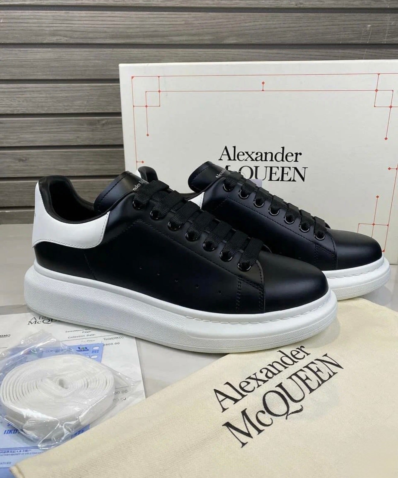 WMNs Alexander McQueen Oversized Black/White