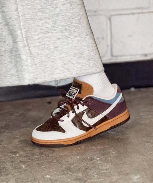 Dunk Low Love and Peace