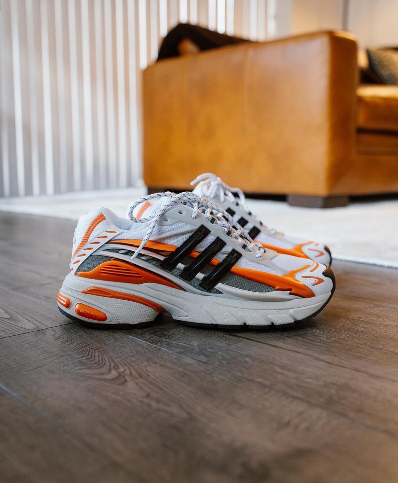 Adistar Jellyfish Pharrell Williams Focus Olive Orange