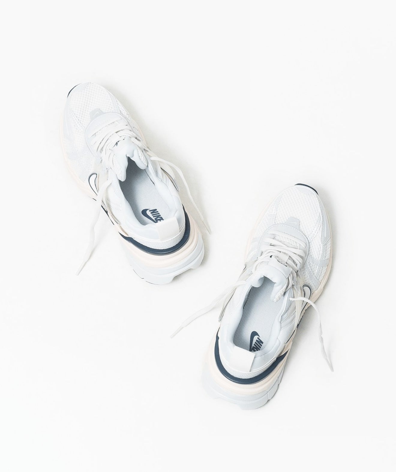 V2K White Midnight Navy