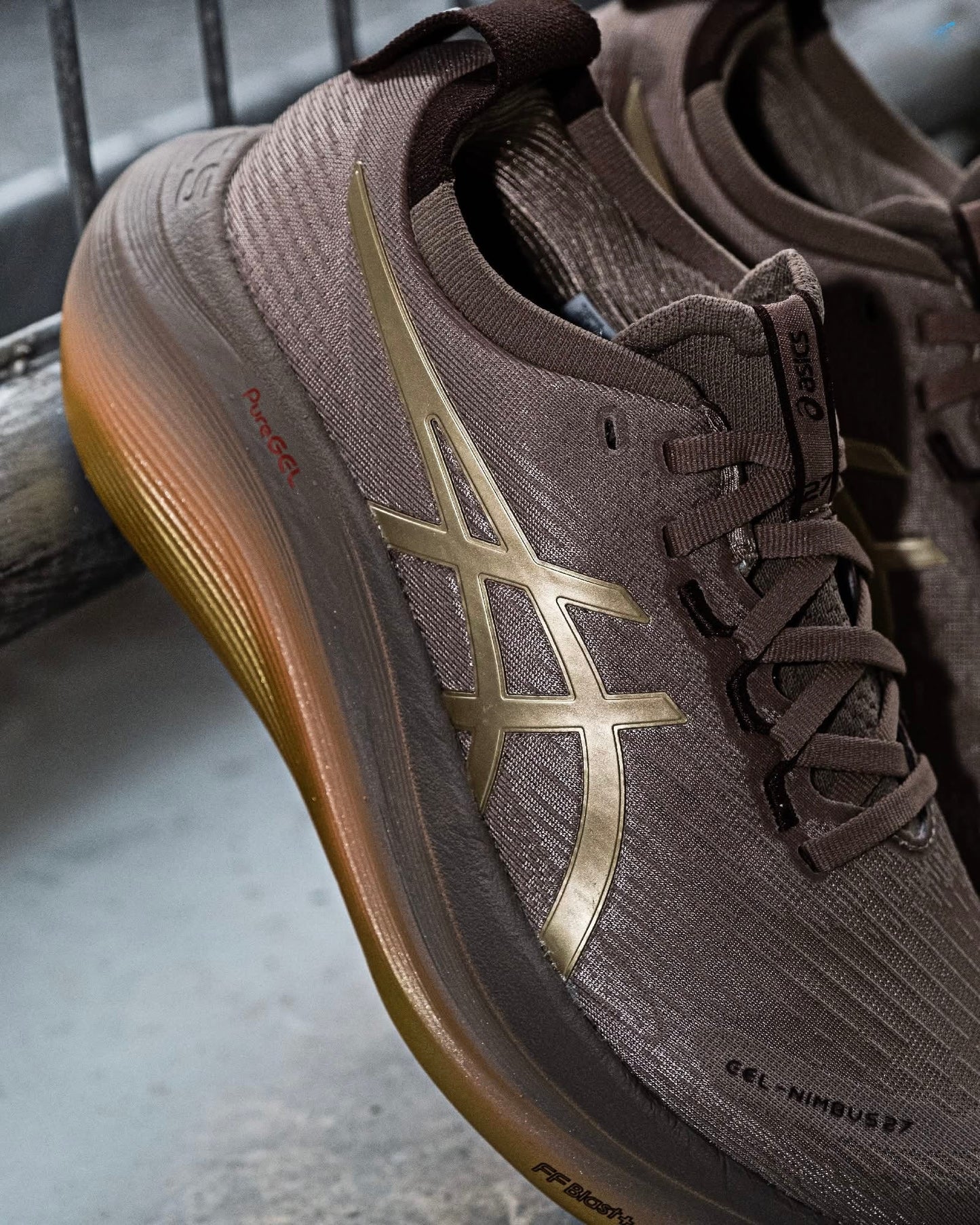 Gel-Nimbus 27 Luxe Luxe Taupe Grey