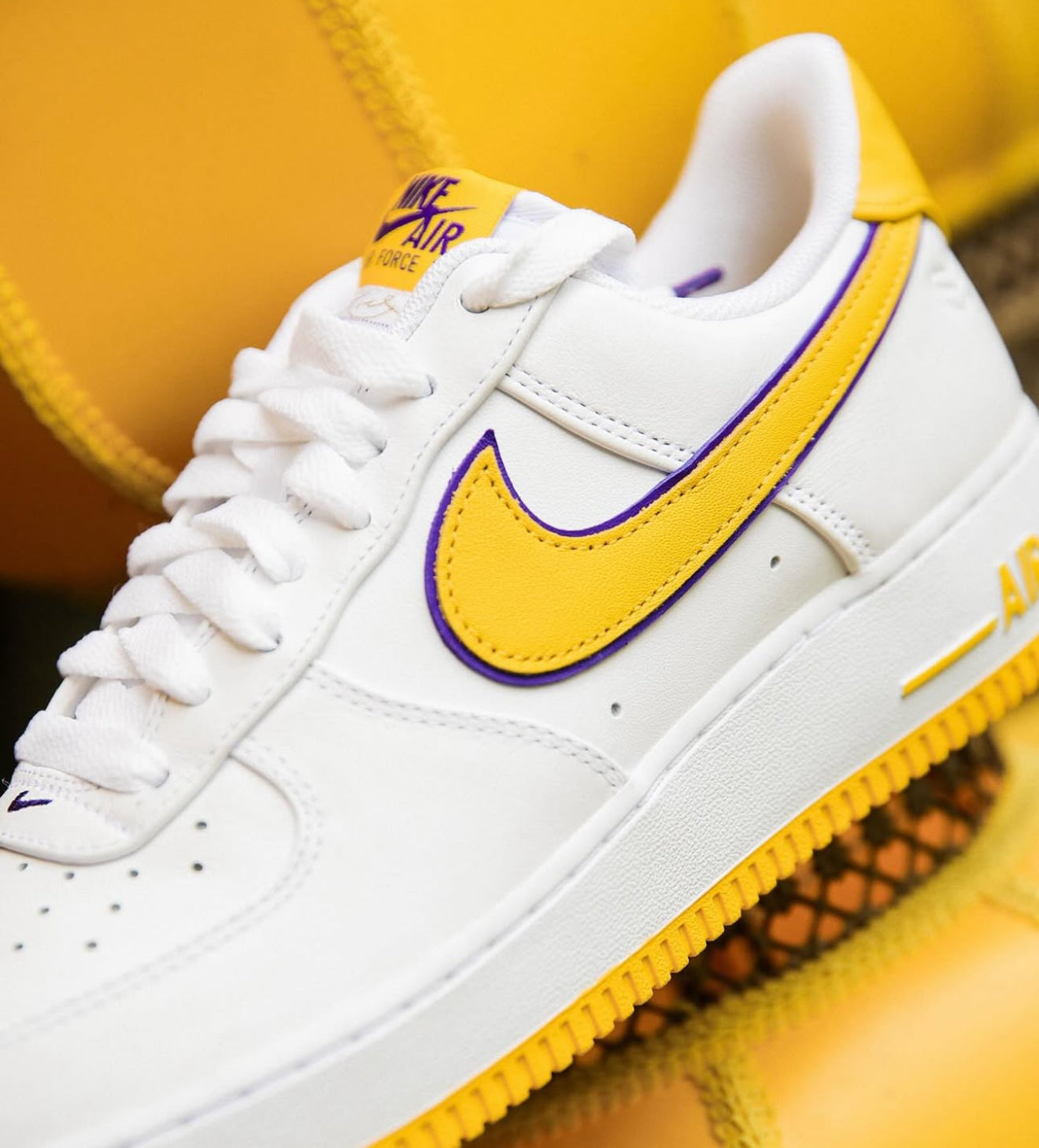 Airforce 1 Low Retro QS Kobe Bryant Lakers Home