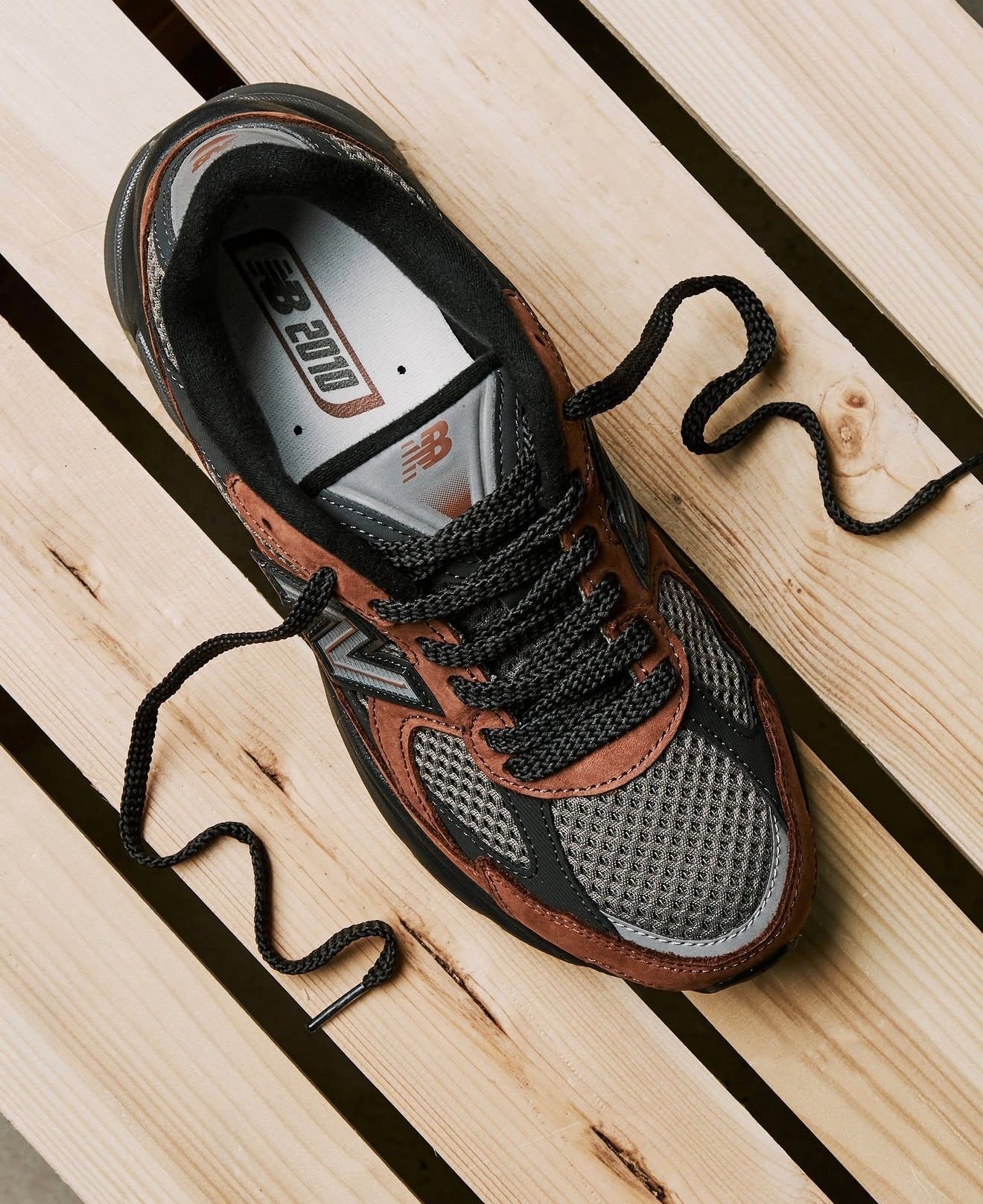 NB Balance 2010 Brown