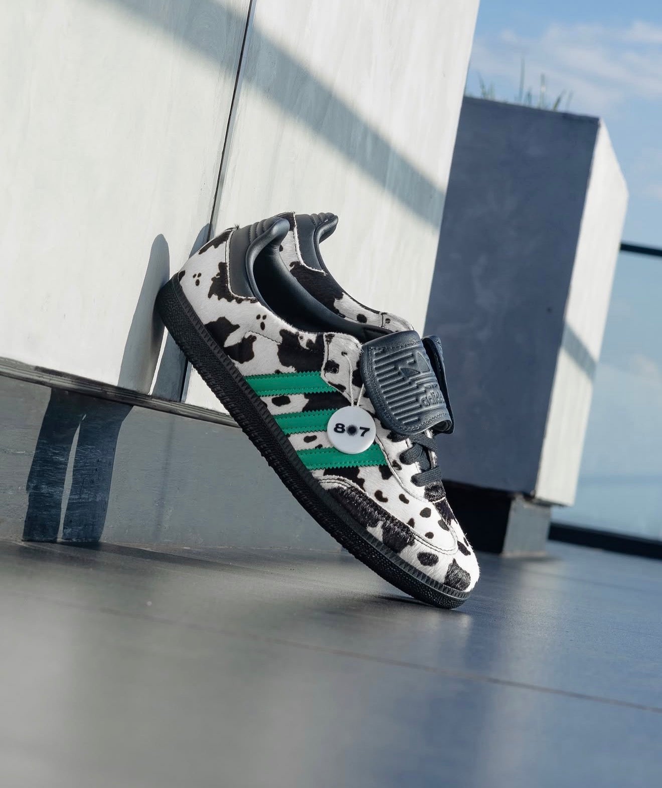 Samba LT Cow Print Black White