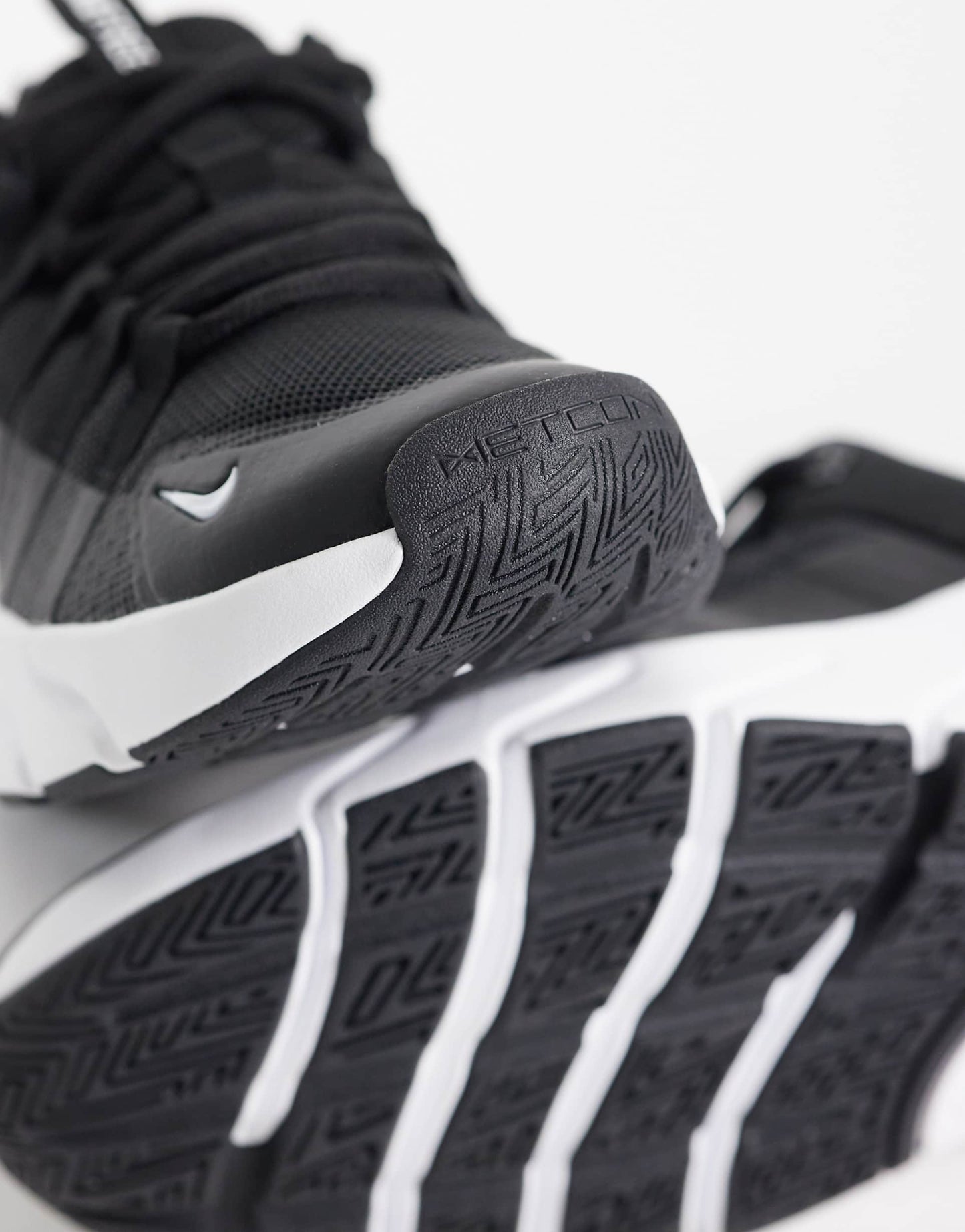 Free Metcon 7 White Black