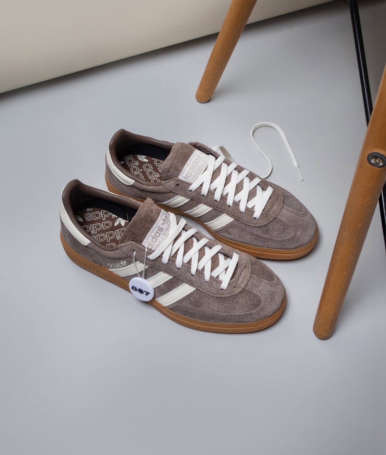 Handball Spezial Earth Strata Gum