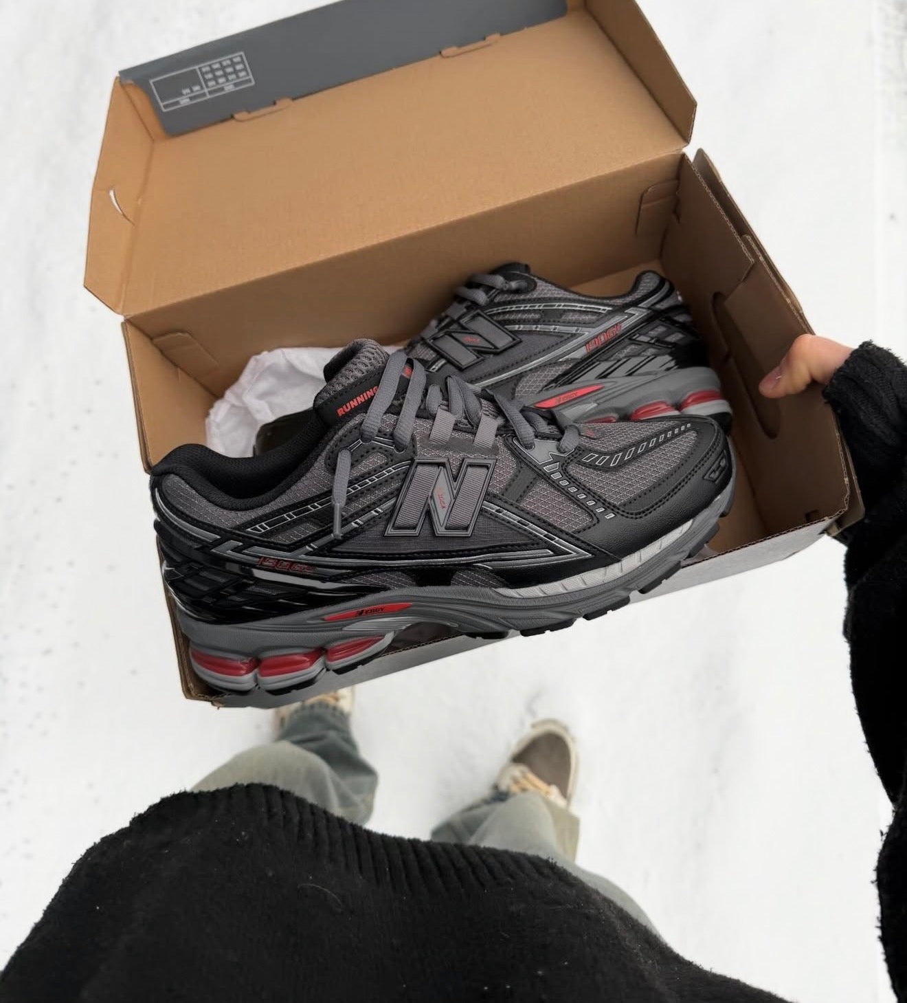 NB Balance 1906U Black Grey Red