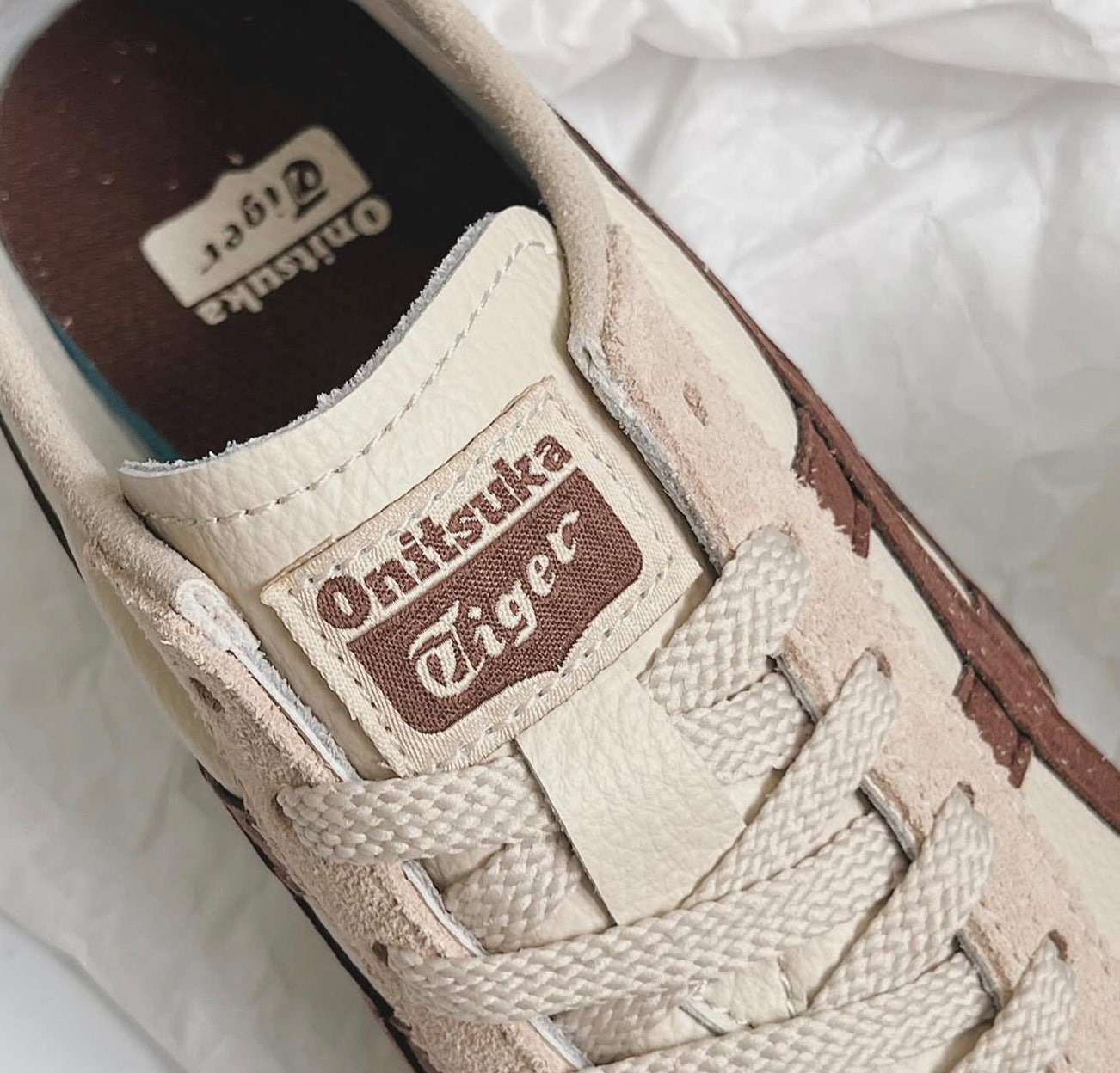 Mexico 66 Lace Up Vintage Cream Brown