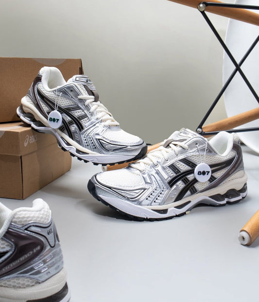 WMNs Gel Kayano 14 Cream Black Metallic Plum