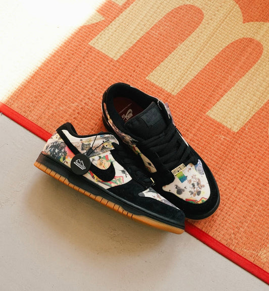 Supreme x Sb Dunk Low Rammellzee