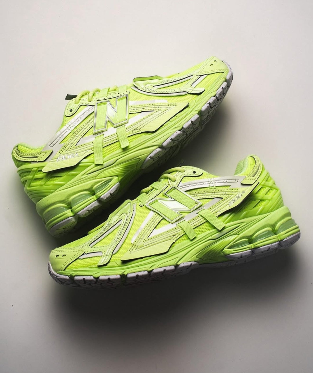 NB Balance 1906A Neon Green Mint Flash