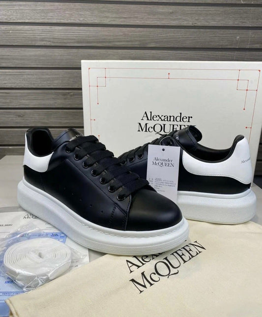 WMNs Alexander McQueen Oversized Black/White