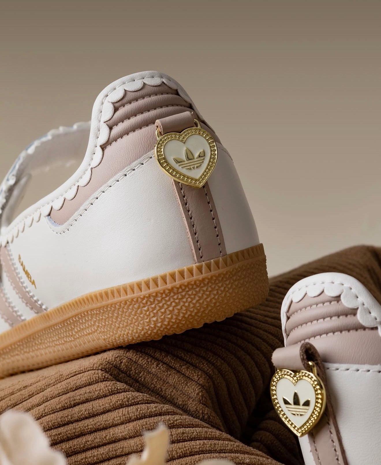 WMNs Samba Jane Ruffle Pack White Pink Gum
