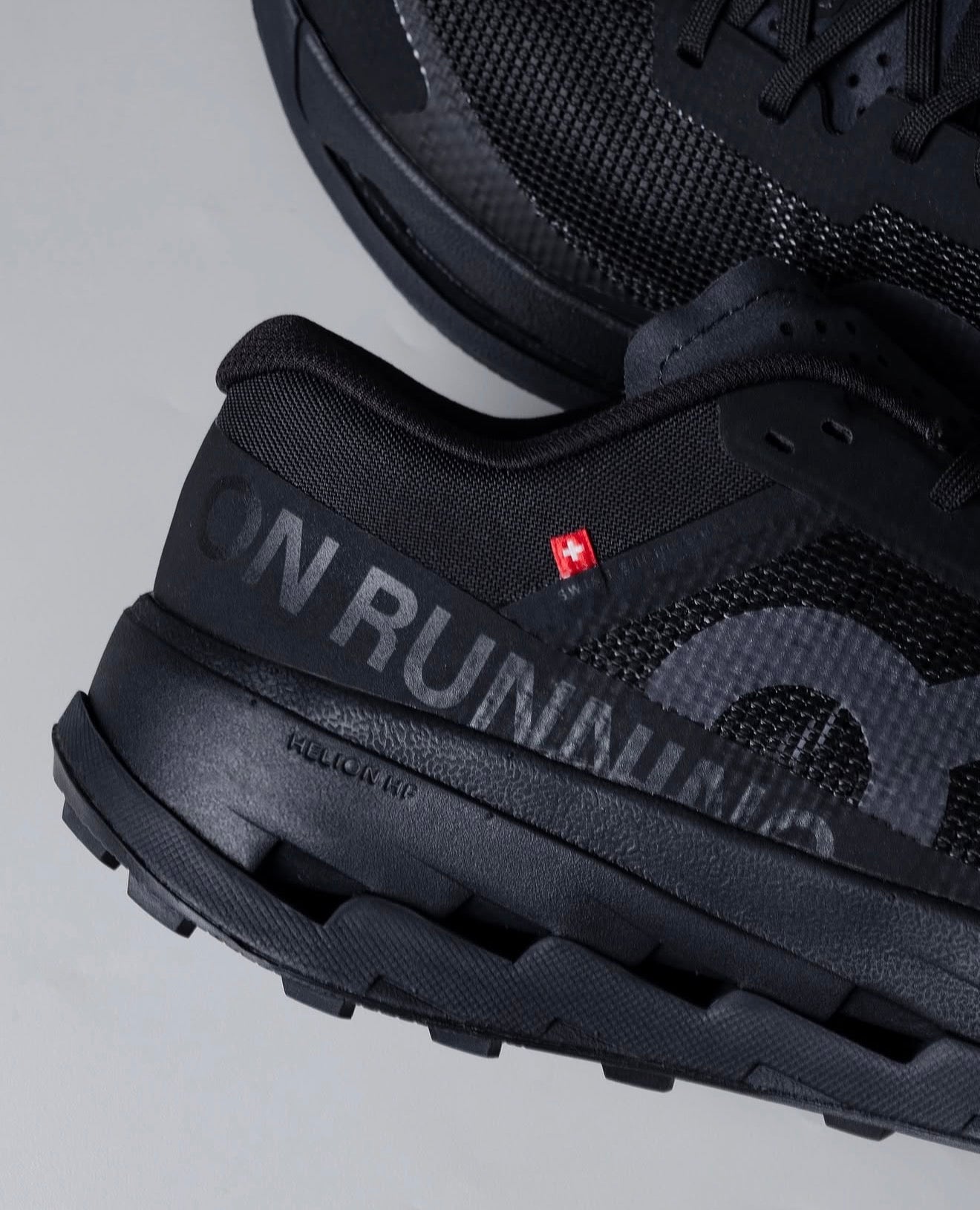 On Running Cloudultra 3 Black