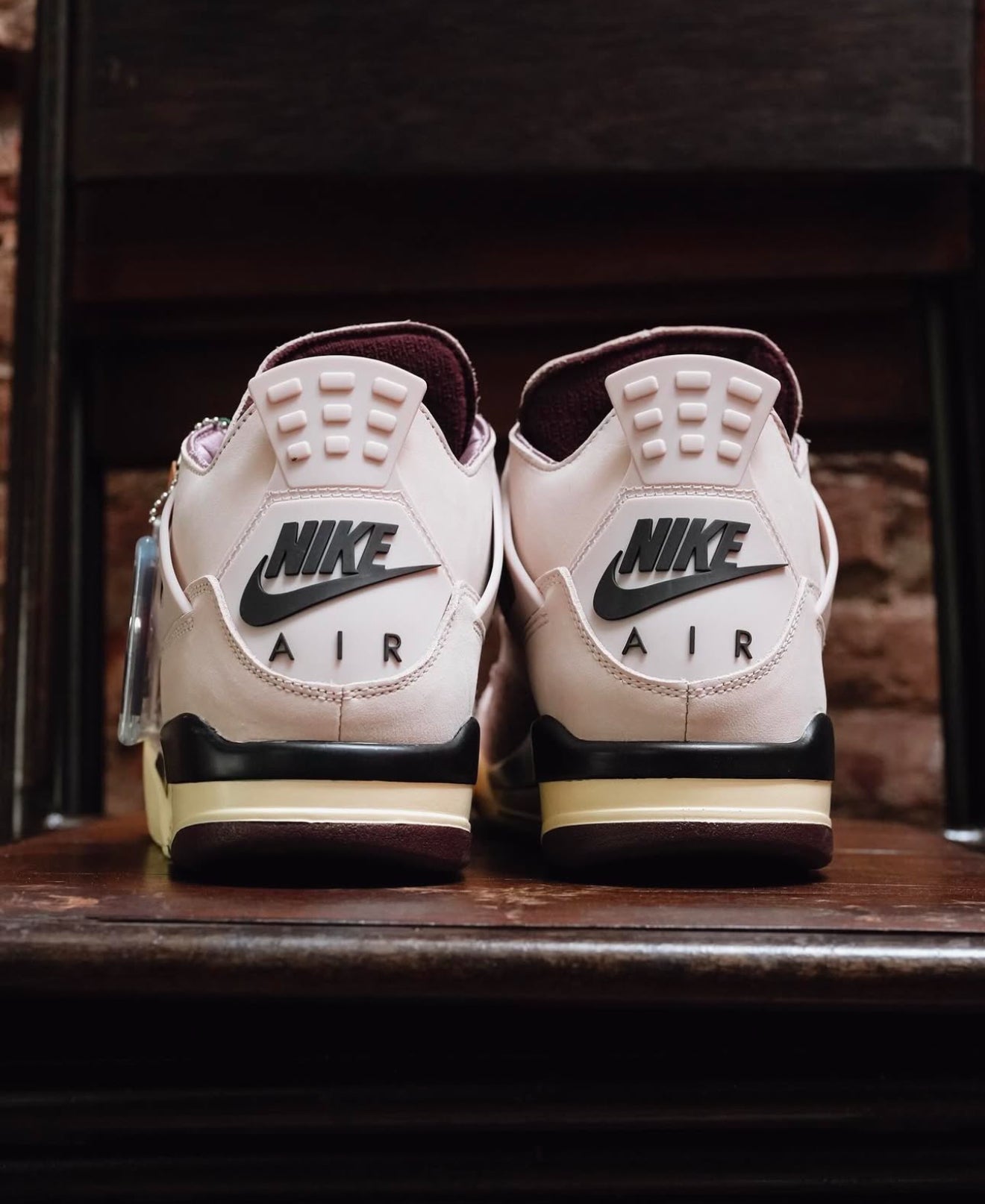Jordan 4 Retro OG SP A Ma Maniére While You Were Sleeping