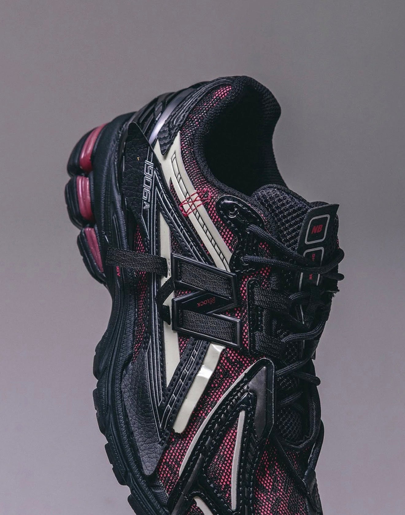 NB Balance 1906A Black Pink