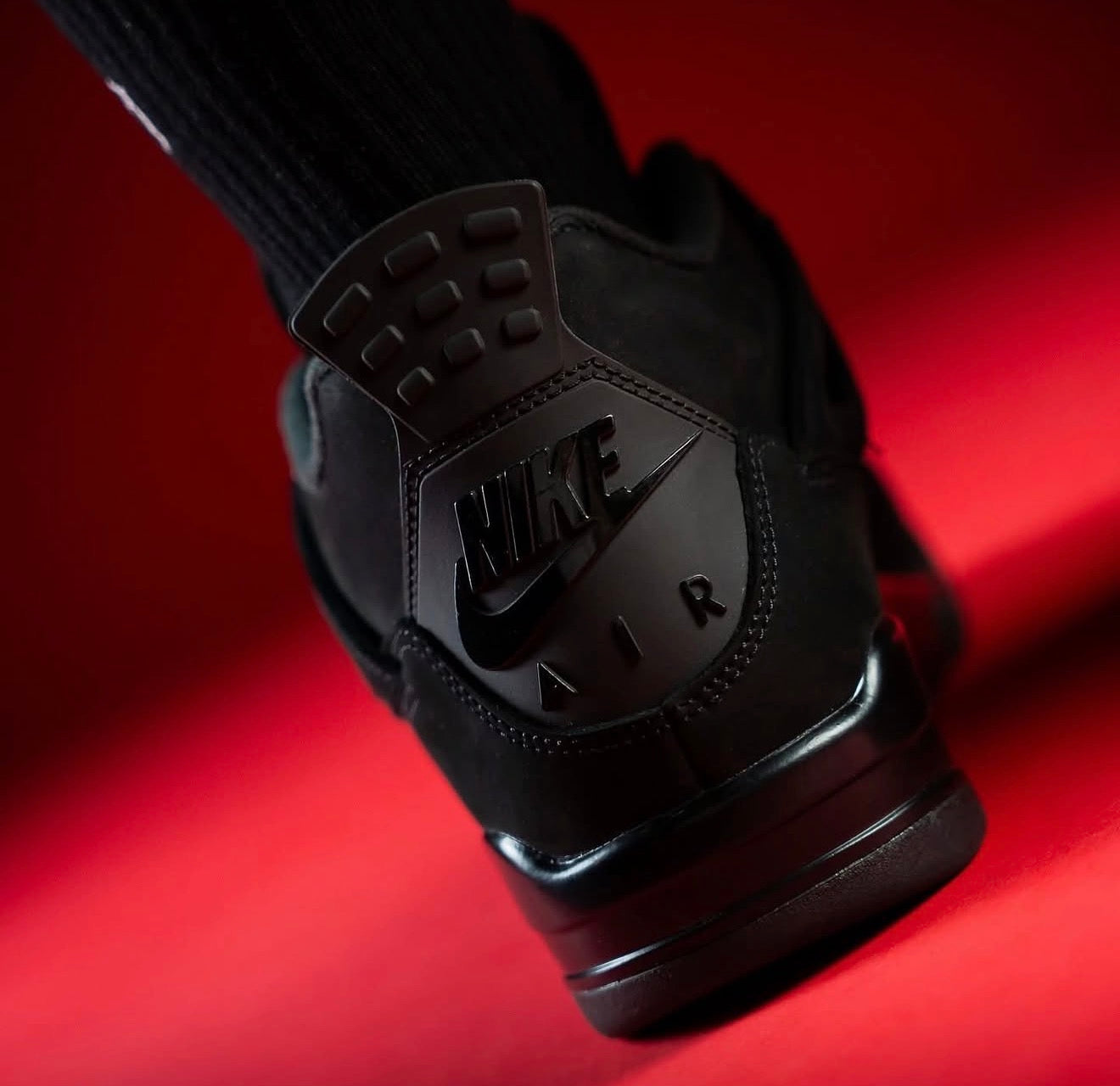 Air Jordan 4 Black Cat