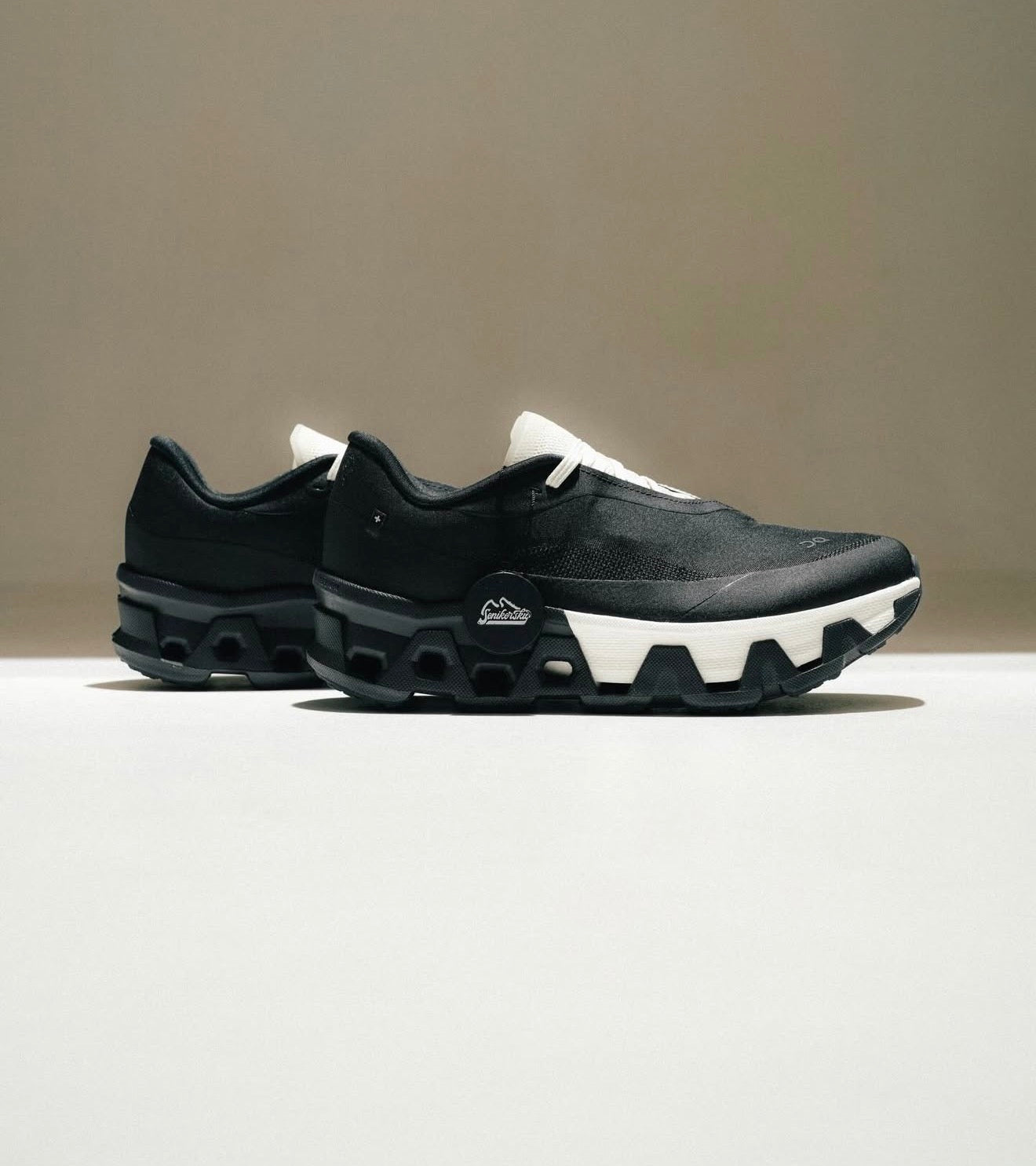 On Running Cloudmonster Hyper POST ARCHIVE FACTION Black
