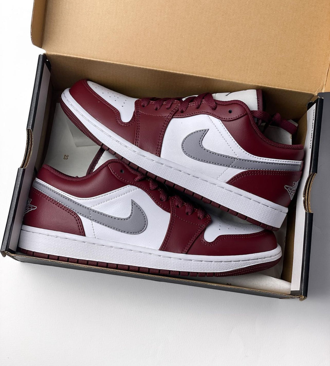 Air Jordan 1 Low Bordeaux